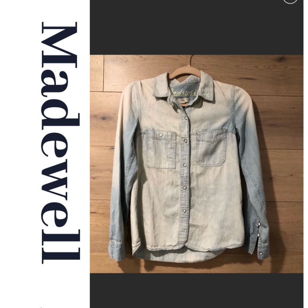 Madewell |chambray light wash button down shirt XS - Picture 5 of 5